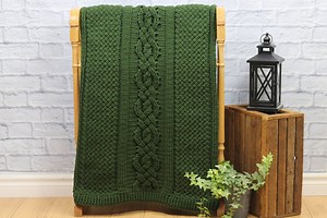 Ceilidh Throw Crochet Pattern | Rich Textures Crochet