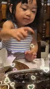 This is what we call a chocolatey hug! 🤗🤗🤗 Send a surprise hug with our cakes straight to your loved one's doorstep!🍫🚪❤ We deliver anywhere within Quezon City for P50 and Metro Manila for only P100! 😊 #ChocolateCakeDelivery #SurpriseDelivery #SweetTreat | Frank & Carol's