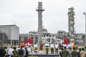 Profil Kilang Tangguh LNG Train III, Penghasil LNG Terbesar Indonesia - Energi Katadata.co.id