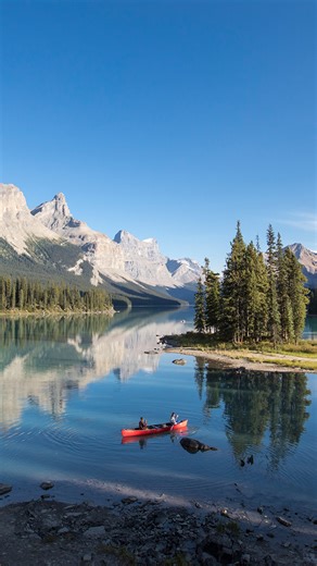 Spring is coming alive in Jasper. 🌿 Will you be visiting this season? 📷: Jasper, Canada 📍: Jasper, Alberta | Rocky Mountaineer