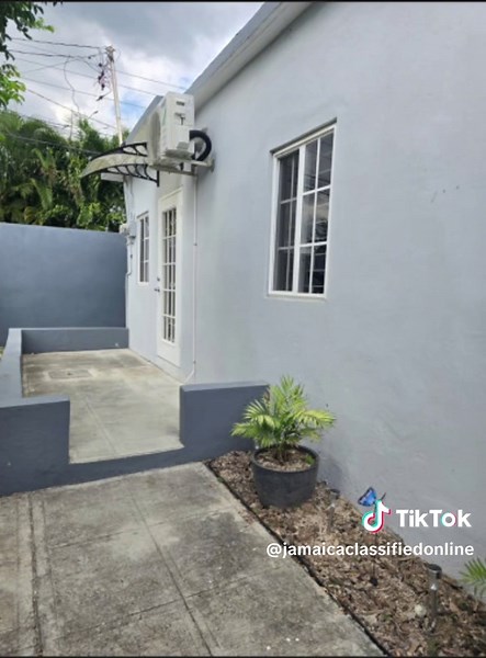 1 Bedroom Apartment for Rent on Orchid Path, Kingston
