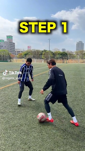 Master Soccer Skills with COMBO SKILL α Tutorial