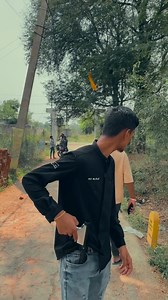 2.4M views · 10K reactions | Body builder ban raha hai 藍藍 #funnymemes #comedy #memes #follower #comedyraja #funny #fypシ゚ #ranchi #fypシ゚viral #viralvideos #trendingnow #trending #funnyreels #explorepage #fyp #viralmemes #explore #foryou | Comedy Raja | Facebook