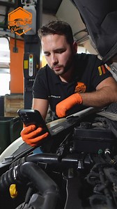 149K views · 1.2K reactions | Tutorial+prisa=DESASTRE ‼️TALLERES EBENEZER #mecanico #refrigerante #cuidado #mantenimiento #mecanicodeltiktok #V8Power #taller #tallermecanico #coche #ParaTi #TikTokCars #BeforeAndAfter #Viral #vehiculos #automovil #automocion #reparaciones #cajadecambios #bmw #adblue #lluvia #toyota #hyundai #TuningLife #MercedesBenz #CarMoD | Juan José Ebenezer | Facebook