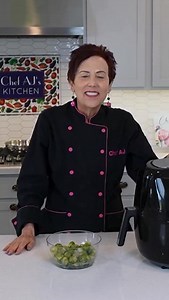 So, I know a thing or two about keeping things quick, easy, and packed with flavor. These Brussels sprouts fit the bill perfectly they’re made with staple ingredients and require minimal prep. Plus, who doesn’t love a recipe that makes you look like a gourmet chef with almost no effort? These sprouts are not just any ordinary veggie; they’re a zesty mix of tangy, sweet, and savory. The Dijon mustard and balsamic glaze combo is a game-changer. They’re perfect for busy days when you want something