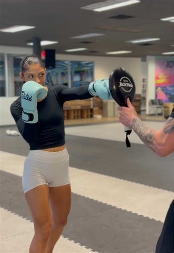 Now that prep is over and we’re reversing I’m so excited to have more energy and time to explore and have fun! First side quest: boxing