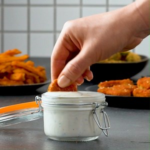 21K views | TGIF! Start the weekend with a bang and some GUILT-FREE indulgence. Treat day is no more cheat day with our NEW recipe, Quorn Buffalo Vegan Nuggets with a Blue Cheese Sauce! So go on and tuck in, we know you want to  https://www.quorn.co.nz/recipes/quorn-vegan-buffalo-nuggets-with-blue-cheese-sauce | Quorn | Facebook
