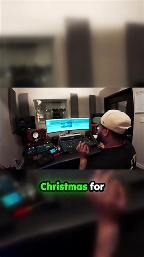 Her Vocal is Crazy! Studio Reactions #microphone #alaska #audioinput #audio #vocals #ai