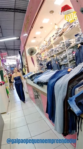 Galpão Pequeno Empreendedor on Instagram: "Venha conferir o melhor da moda direto do fabricante aqui no GPE! Lojas: @gleidejeansoficial @garota_apimentada @charme_fino @chitaflor @viasurfoficial  @bibibfreire veste @gleidejeansoficial Rua José Avelino, 42- Centro | Fortaleza Av. Pessoa Anta, 38 - Centro | Fortaleza  Segunda a sábado ️ GPE, do fabricante para você!"
