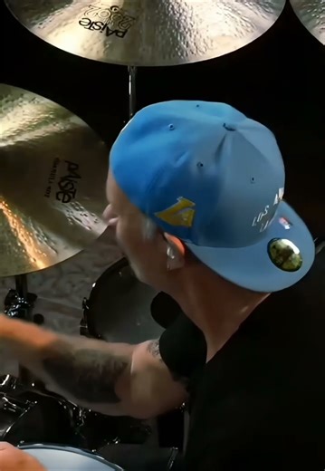 #redhotchilipeppersconcert