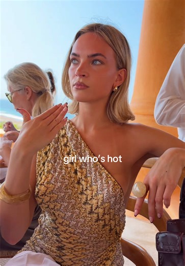 Emilia Silberg: Breaking Stereotypes in Style