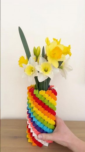 Turning 252 LEGO Bricks into a Rainbow Vase