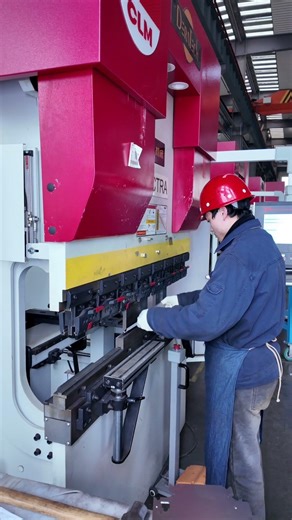 Computer-Controlled Bending for Kingstar Dryer Panels Ensures High Precision