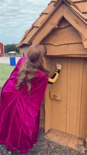 When your prince stops giving you attention... #princess #princessperformer #frozen #doyouwannabuildasnowman #hellofall #pumpkinseason