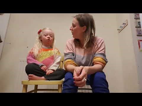 Makaton for 'good afternoon'