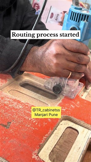 Hand Router proccess for Sound cabinet manufacturing