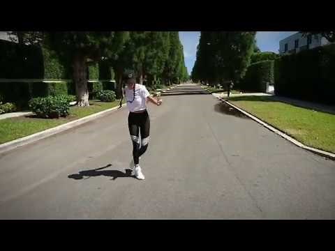 Super Fast Dance Shuffle in 15 Seconds- #WowOfNow #Xperia'