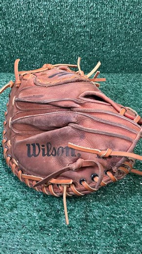 Glove Restore on Instagram: "Classic Wilson catchers mitt restore! #beforeandafter #sarnabaseball #baseball #gloverestore #baseballglove @sarnasports"