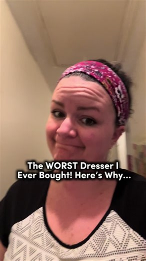 When you’re first starting out finding the right furniture can make or break your future in flipping! You need to know what tools look for and what to avoid! First, what to AVOID: 👊🏼Partical board (it looks like thick card board) 👊🏼Paint ANYWHERE inside the dresser. It messes up how the drawers slide and is a hassle to remove 👊🏼Broken or missing drawer slides. (They can be the biggest pain to replace) DO look for ✅: ✅ Smooth sliding drawers ✅Solid wood ✅Failing old finish (easy to remove) 