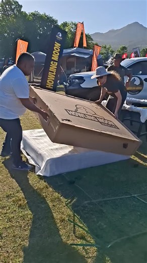 Back in stock!! Limited Stock! 😲 Visit the @outdoor_adventure_expo this weekend @howlingmoonsa stand 48 You DO NOT want to miss this! #bigreveal #rooftoptents #howlingmoon | Howling Moon