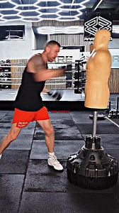 Comment the word “FOOTWORK1” below, and I will send you this full video giving you some high-level tips. If you train in boxing, you probably hit the bag, right? Well, if so, you should be doing it the right way. This is just a small clip from a 36 minute in-depth video that I have created that will help you instantly improve. . Comment the word “FOOTWORK1” (don’t forget the 1) below, and I will send the full video now for FREE | Tony Jeffries