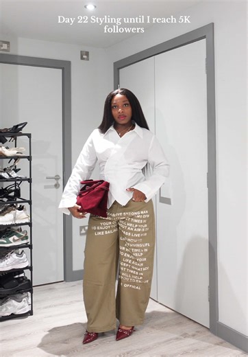 Day 22 styling with @MICAS obsessed with these pieces especially how the shirt hugs at the waist ✨ Would you wear this? Shop with my code “Felicity12” for ££ off❤️ • • • #outfitinspo #grwmoutfit #shopmicas #micasgal #elevatedstyle