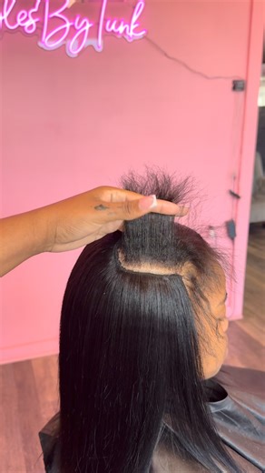 @stylesbytunk on Instagram: "Quickweave Bob with hair included 🔥😍"