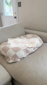 13 reactions | all thanks to our twin boppy!! (linked in my storefront under twin products)  _ _ #feedingtwins #twinmom #identicaltwins #firsttimemom #twinmusthaves #twinmomhack | Twin pregnancy | Facebook