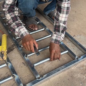 528K views · 3.2K reactions | Techniques To Weld and Install Metal Window | DIY crafts PR | Facebook