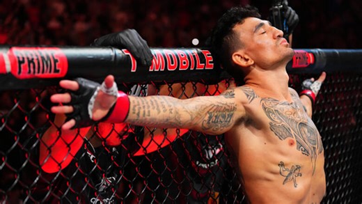 Conflicted Holloway Returns to Singapore, Aiming to Become Undeniable