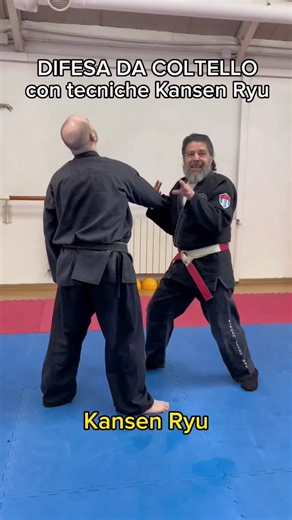 Tecniche di Difesa Personale con Coltello: Ju Jitsu Kansen Ryu
