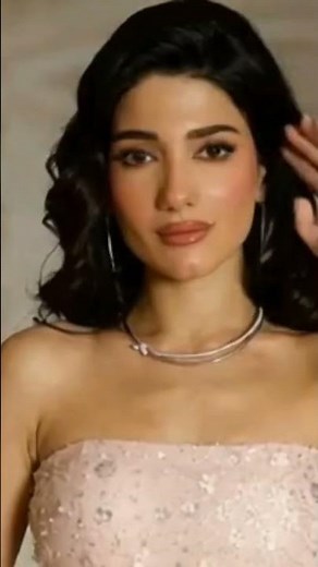 YouTubers female belly expansion