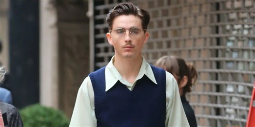 Il video rap di Timothée Chalamet per Marty Supreme: volto coperto e messaggi nascosti nel testo - BadTaste