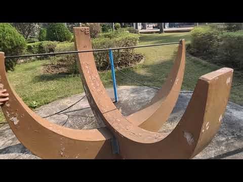 Sun Dial : Ancient clock for time