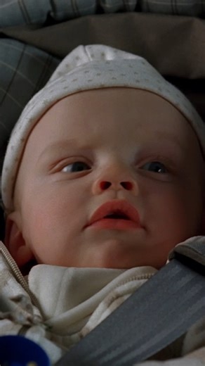 1.6M views · 31K reactions | ✨ Dancing phalanges ✨ Stream all episodes of #Bones on Hulu! | Bones | Facebook