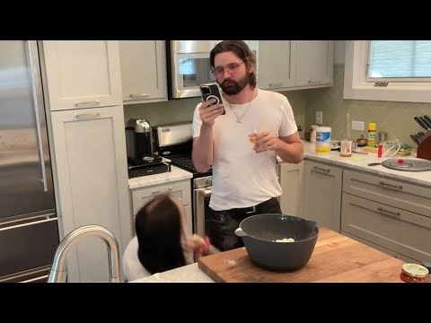 PeachJars "Fixes" Cyr's Pants