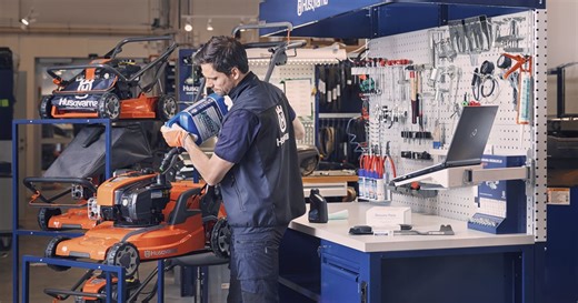 How to Change Oil in a Lawn Mower