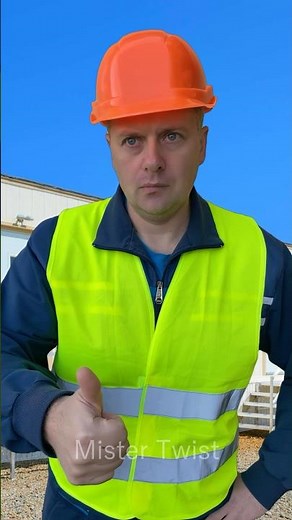 Real Men Doing Real Construction Work 💪