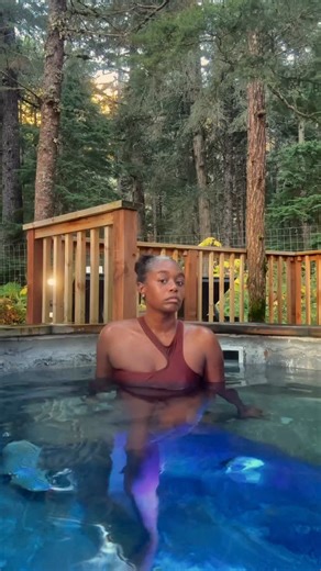 Hear me out. Below freezing weather, snow on the ground, and water. But it’s the best spa day you ever had. Nordic spas get the job done. Although it does take you out of your comfort zone the water therapy will have you feeling like you have a new body. I admit most of my time was spent in the warm and hot tubs, but I did the cold plunge for the plot and immediately ran to the warm pool or sauna. My body was no longer sore and I slept so good that night too. I’m building out a spa bucketlist wi