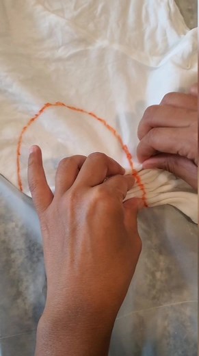 Heart Tie Dye Shirt Tutorial