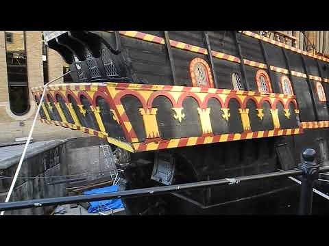 Golden Hinde
