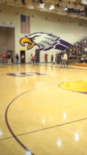 Life Without Limbs, Attitude Is Everything And Self Perception Determines Direction Imagine being born without arms, born without legs? What would you do? How would that effect your everyday life? Meet Nick Vujicic. Born in 1982 in Melbourne, Australia, without any medical explanation or warning, Nicholas Vujicic came into the world with neither arms nor legs. Having had an uneventful pregnancy and no family history to expect this condition, imagine the shock his parents felt when they saw their