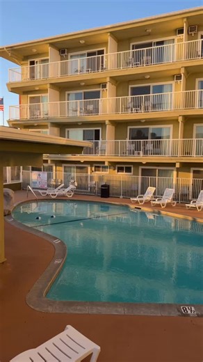Surfer Beach Hotel | Golden Hour poolside magic 🌅 here at the Surfer Beach hotel in Pacific Beach, San Diego 🏄‍♂️✨ Book your stay today! 🏄‍♂️✨... | Instagram
