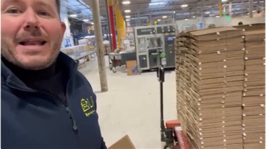 ✨ ★★★ NEW PRODUCT DROP ★★★ ✨ Lil crashlock has now launched on our website! Get ahead of the game like one of our ecstatic customers who has already received their delivery of this fantastic variable height ecommerce box. Watch this space - see Lil crashlock for yourself on 18th & 19th March at the Sustainable Supply Chain Exhibition, Birmingham NEC, where Fred will be showcasing our latest invention. Find Lil crashlock ecommerce packaging here: https://lilpackaging.com/collections/crashlock #In