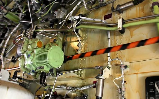 B737丨襟翼的放出和收回（内部机械结构）