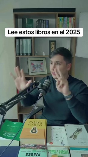 Libros de desarrollo personal imprescindibles para 2025