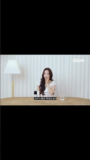 A must-have item, Moisture-Fitting Mixsoon Soybean Sun Serum