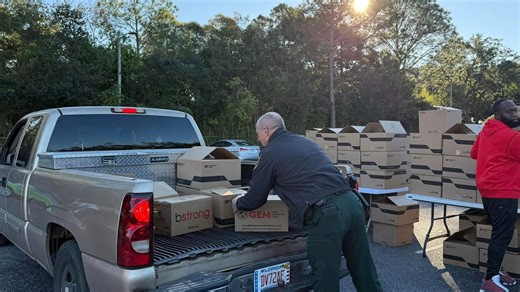 Free supplies for Thanksgiving meals offered in Pensacola area