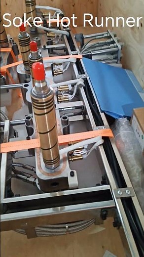 This type hot runner system is easy to install,less prone to glue leakage compared to the split type