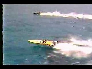 Apache 22 Race Boat Outboard